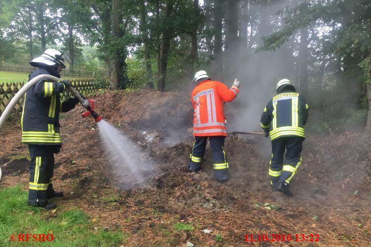 Feuermeldung brennt Komposthaufen, Heidberg