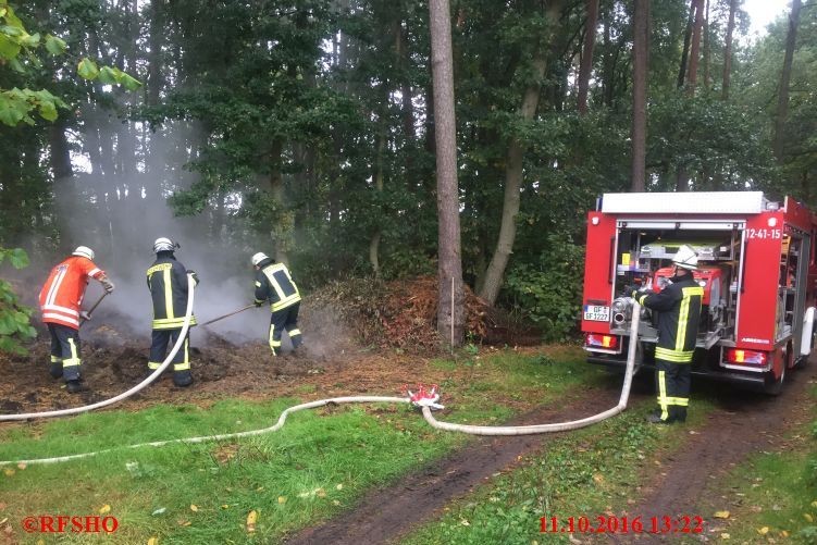 Feuermeldung brennt Komposthaufen, Heidberg